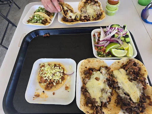 El Bebo's street tacos & hotdogs photo 9